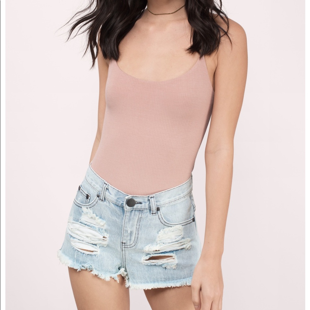 Tobi distressed denim shorts size 26 new with tags